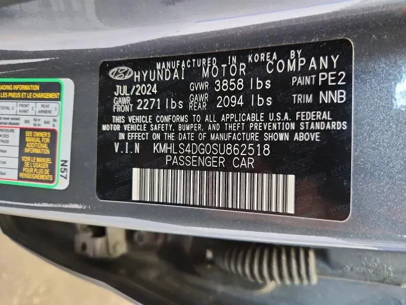 2025 HYUNDAI ELANTRA SEL  