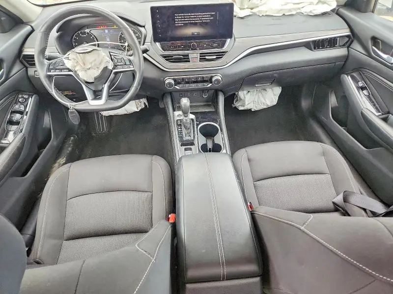 2023 NISSAN ALTIMA SV  