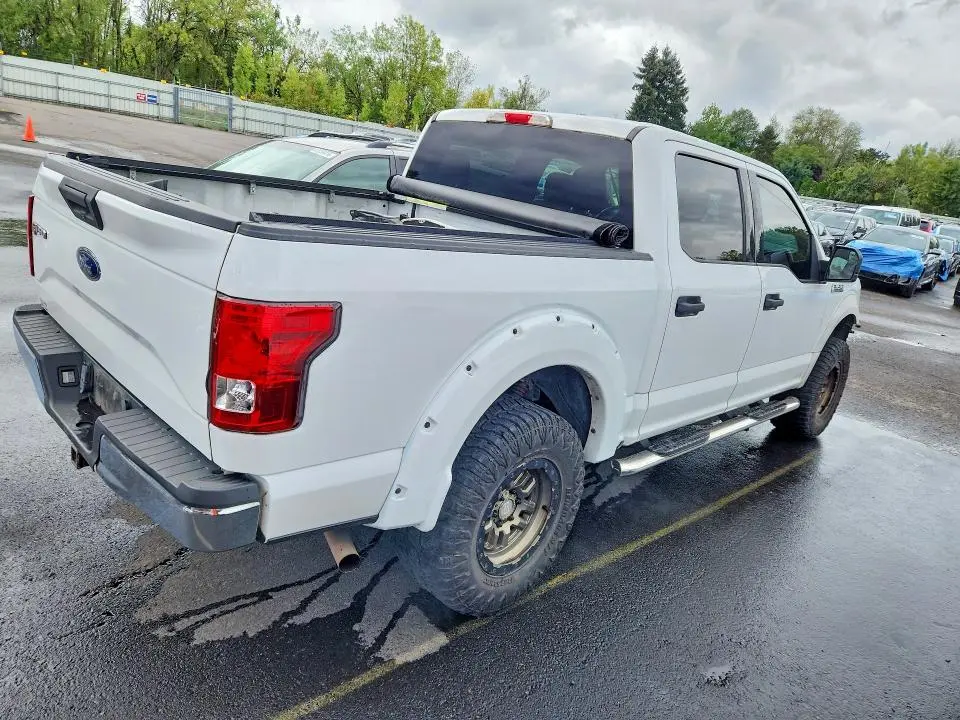 2017 FORD F150 SUPERCREW  