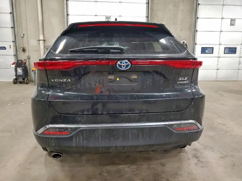 2021 TOYOTA VENZA LE  