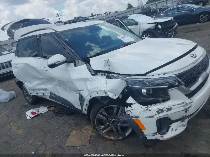 2021 KIA SELTOS S