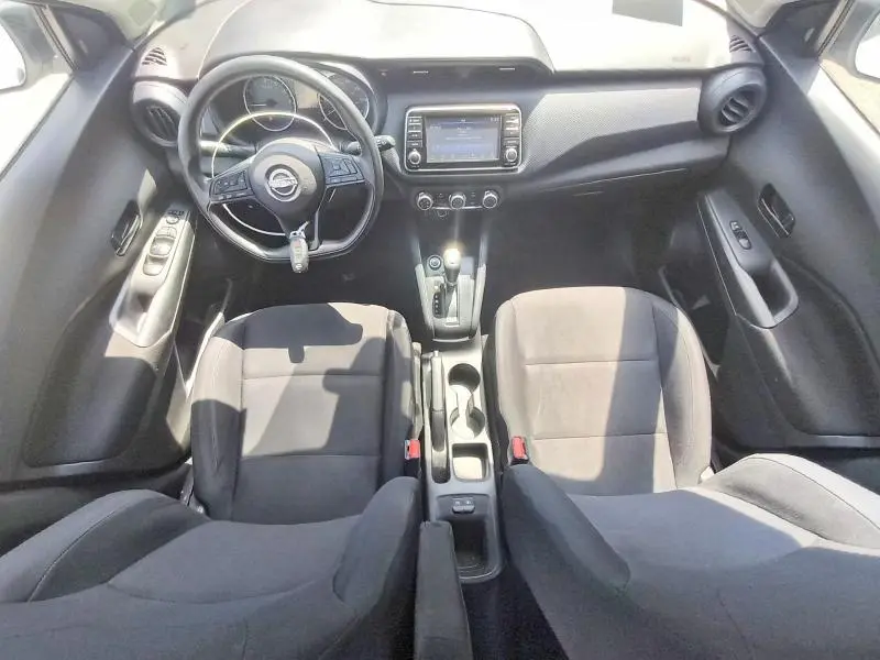 2023 NISSAN KICKS S  