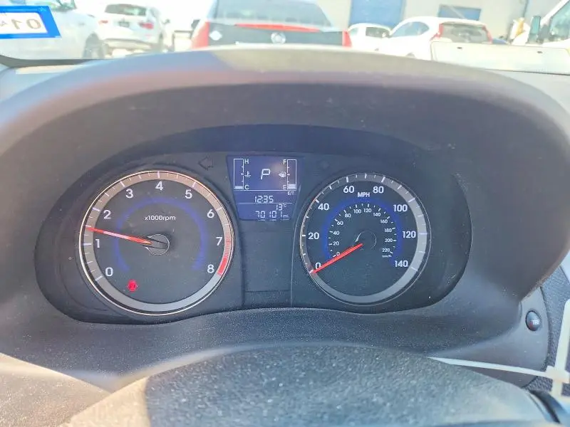 2015 HYUNDAI ACCENT GS  