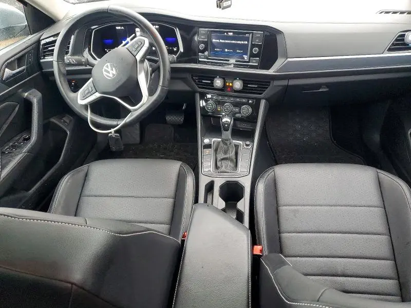 2022 VOLKSWAGEN JETTA SE  