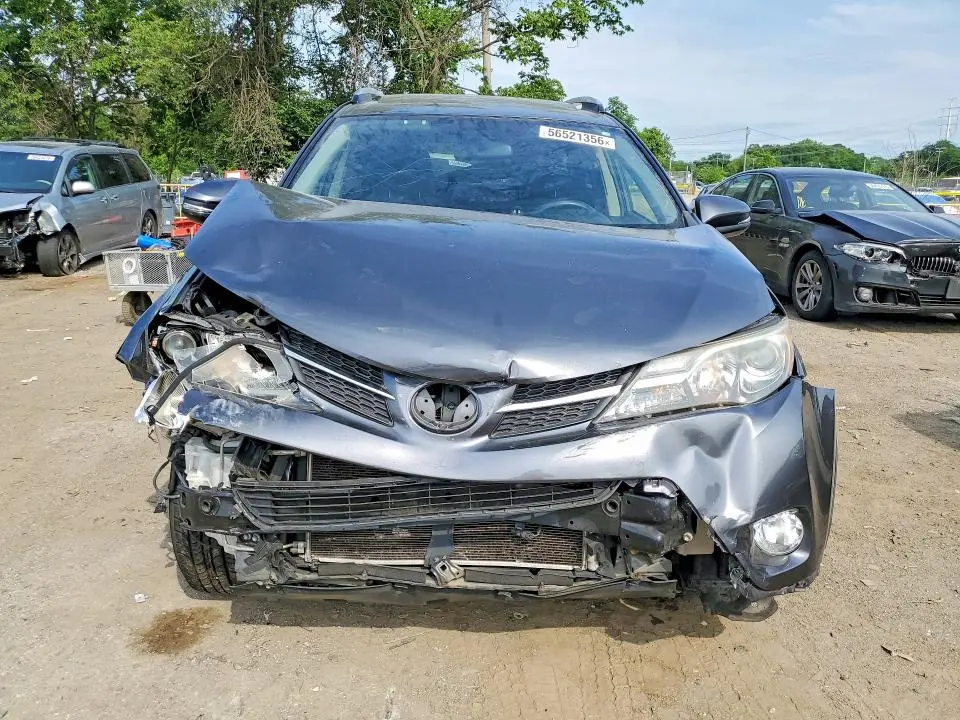 2015 TOYOTA RAV4 XLE  
