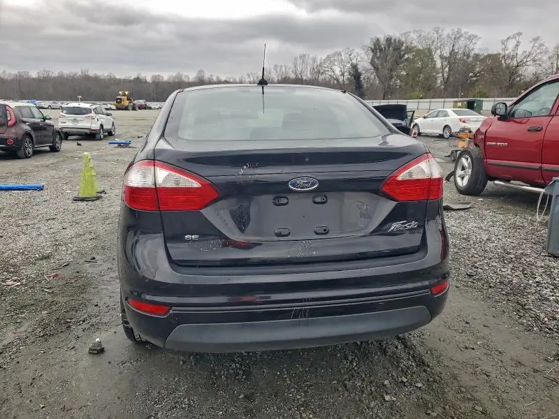 2017 FORD FIESTA SE  