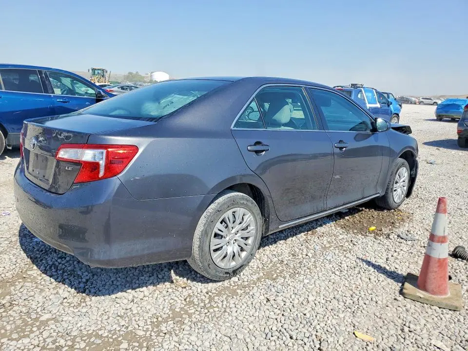 2013 TOYOTA CAMRY LE  