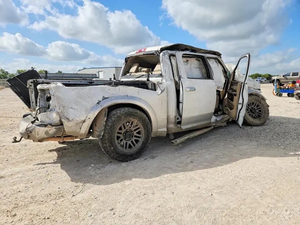 2014 RAM 1500 LARAMIE  