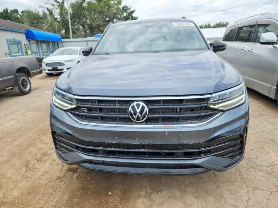 2022 VOLKSWAGEN TIGUAN SE R-LINE BLACK  