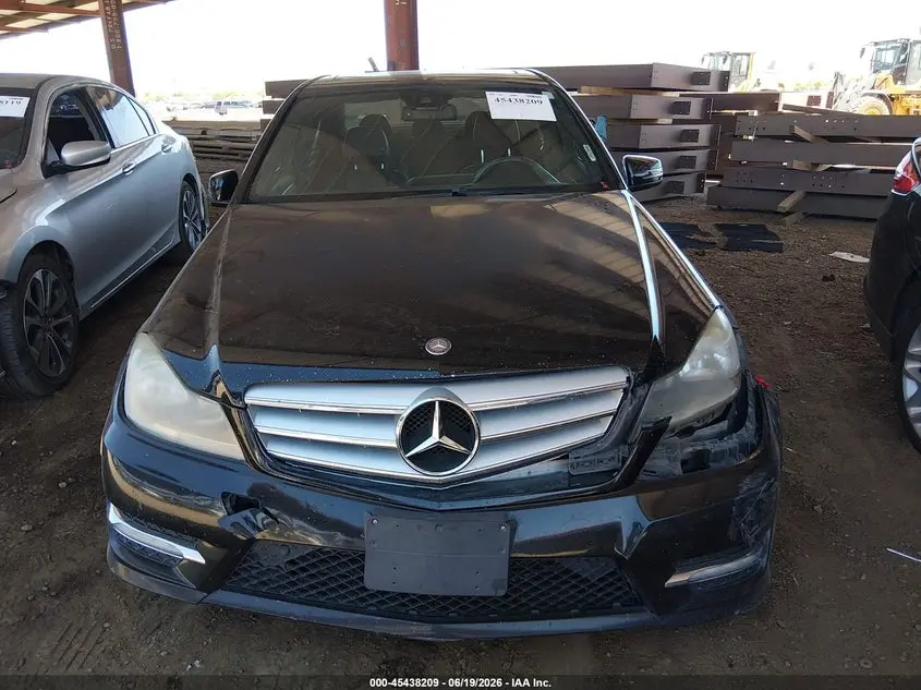 2013 MERCEDES-BENZ C 250 SPORT