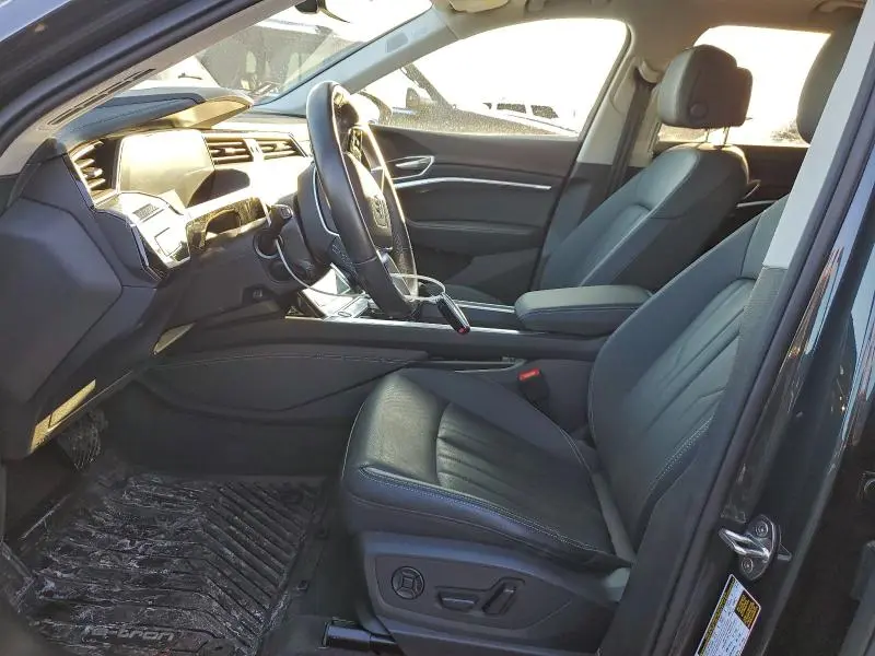 2024 AUDI Q8 E-TRON PREMIUM PLUS  