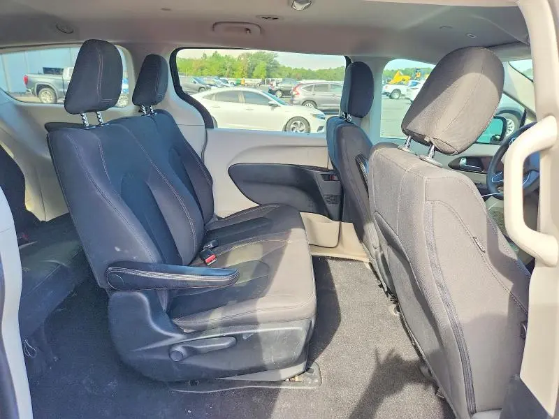 2018 CHRYSLER PACIFICA L  