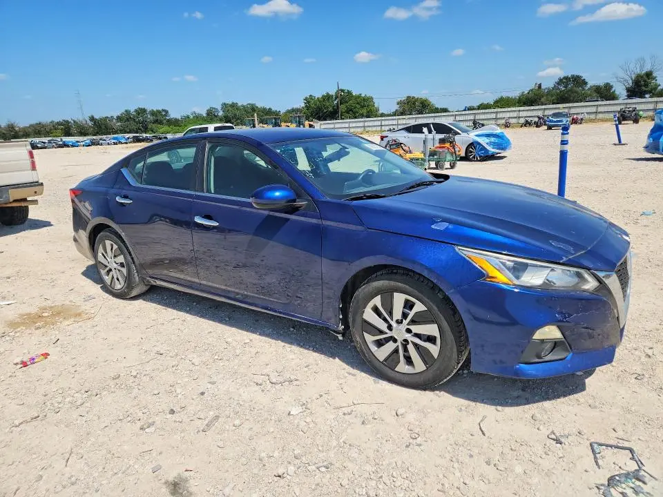 2019 NISSAN ALTIMA S  