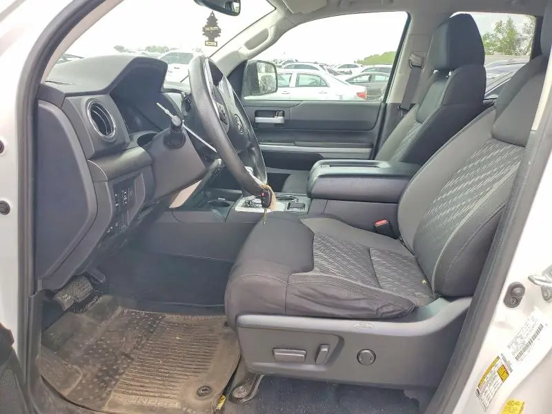 2021 TOYOTA TUNDRA SR5  