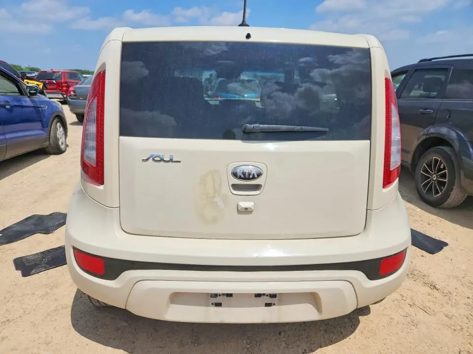 2013 KIA SOUL !  