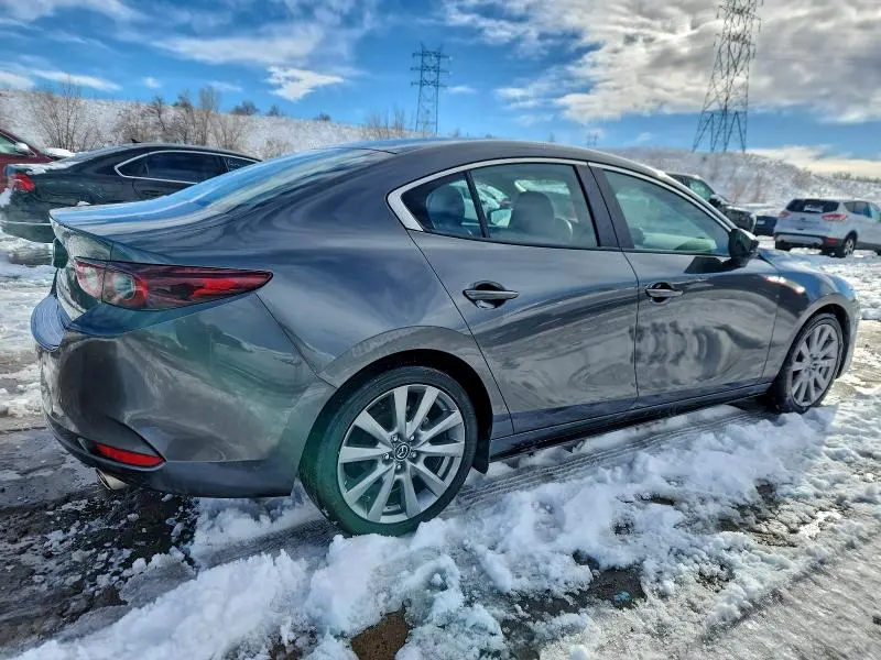 2022 MAZDA 3 SELECT  