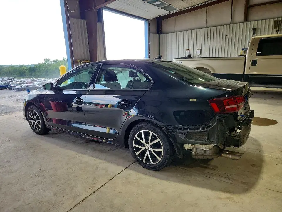2016 VOLKSWAGEN JETTA SE  