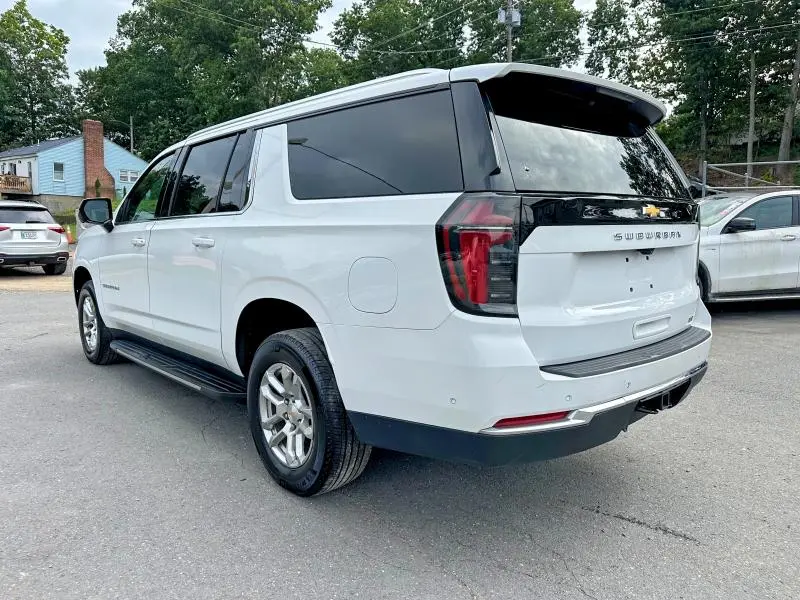 2025 CHEVROLET SUBURBAN K1500 LT  