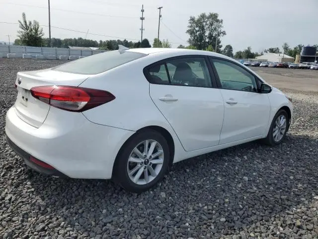 2017 KIA FORTE LX  