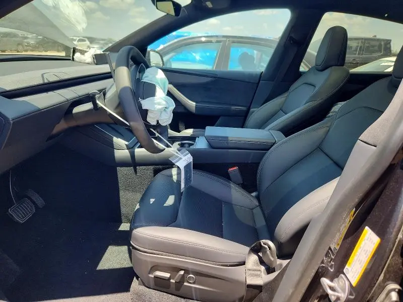 2026 TESLA MODEL Y   