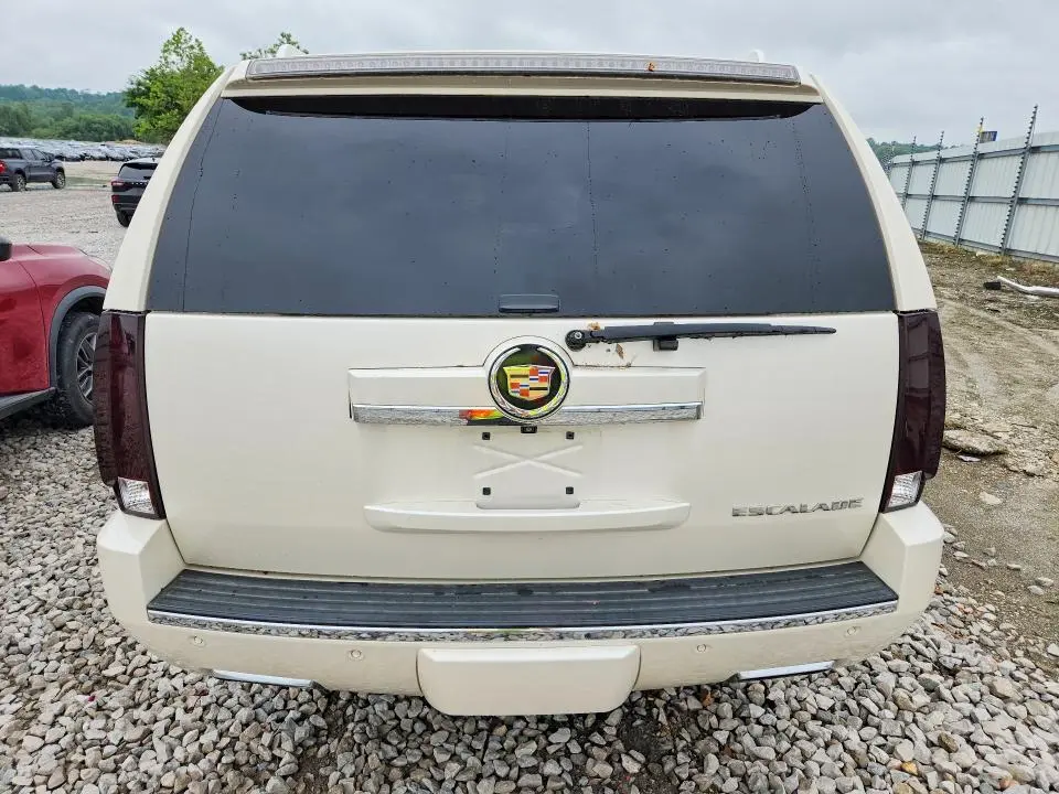 2014 CADILLAC ESCALADE ESV PREMIUM  