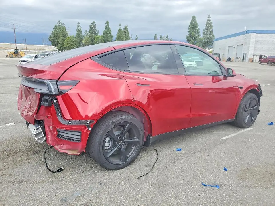 2026 TESLA MODEL Y   