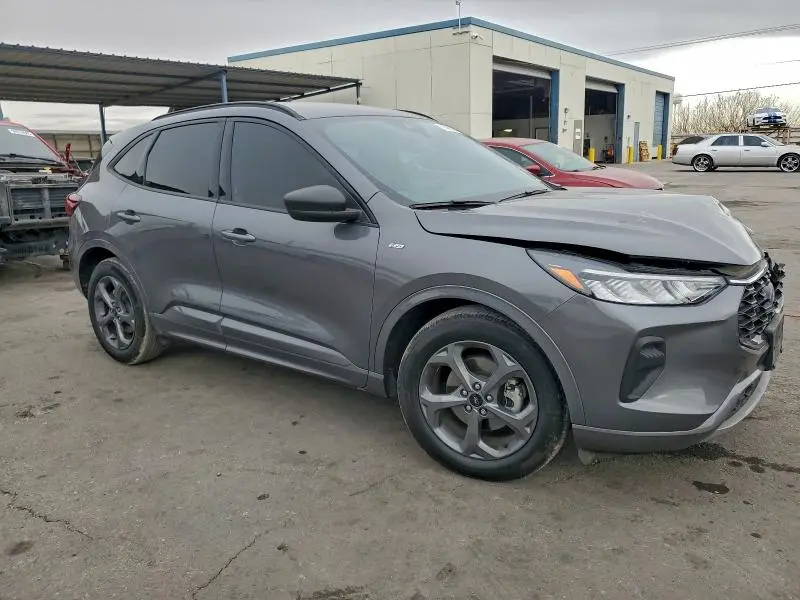 2023 FORD ESCAPE ST LINE  