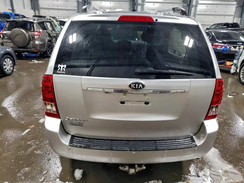 2012 KIA SEDONA LX  