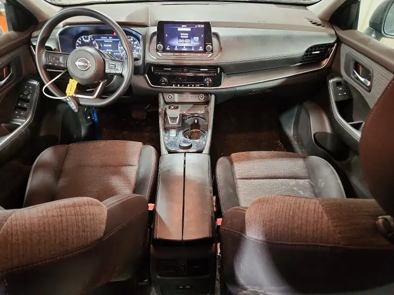 2022 NISSAN ROGUE SV  