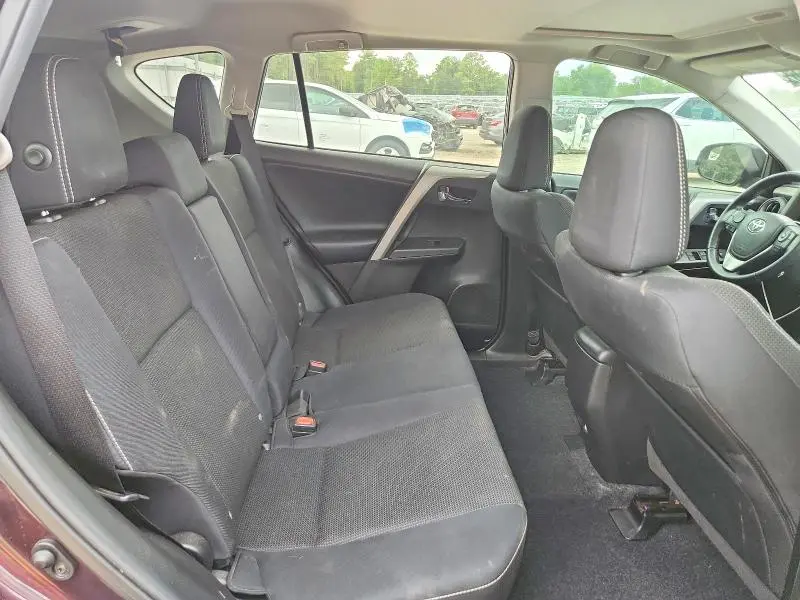 2017 TOYOTA RAV4 XLE  