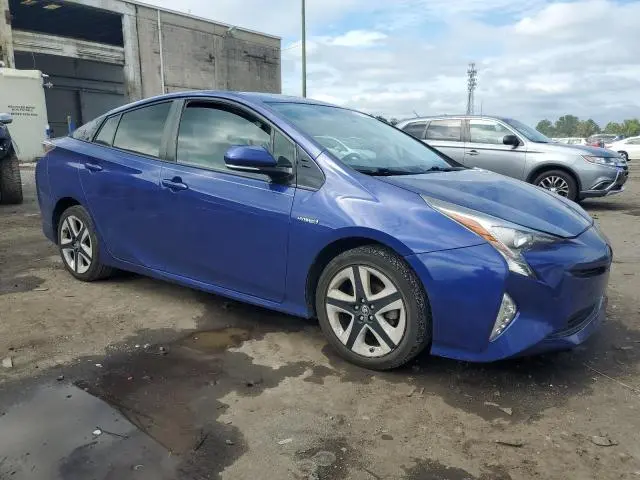 2017 TOYOTA PRIUS   