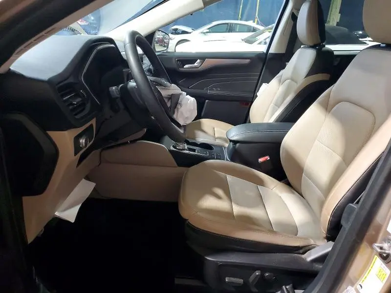 2021 FORD ESCAPE TITANIUM  