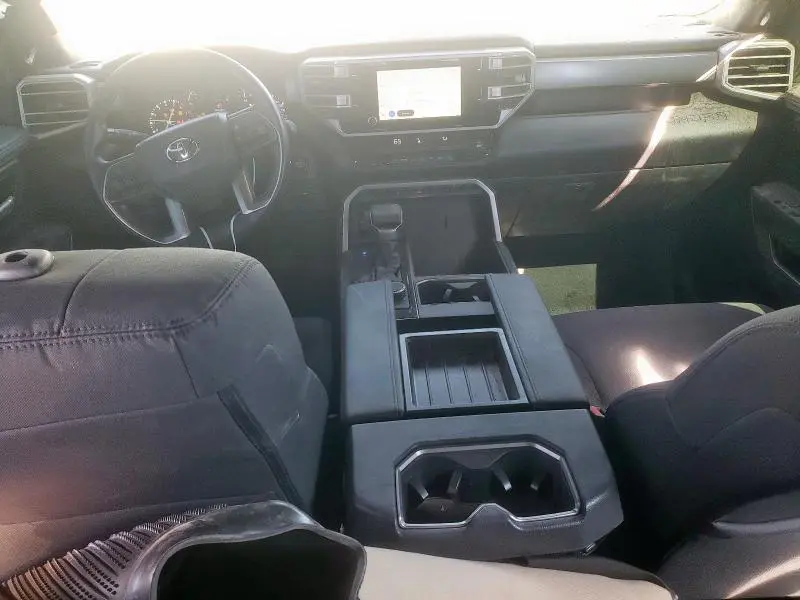 2025 TOYOTA TUNDRA CREWMAX SR  