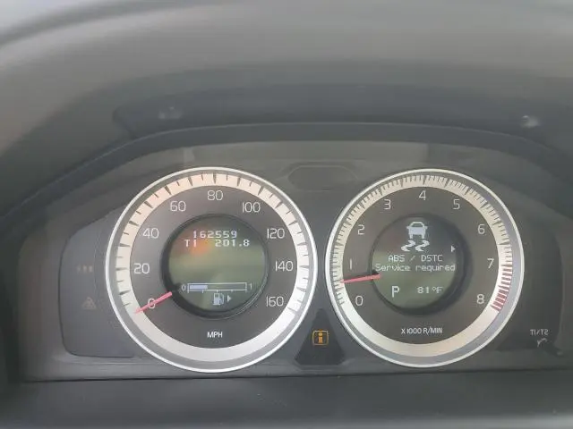2011 VOLVO XC60 3.2  