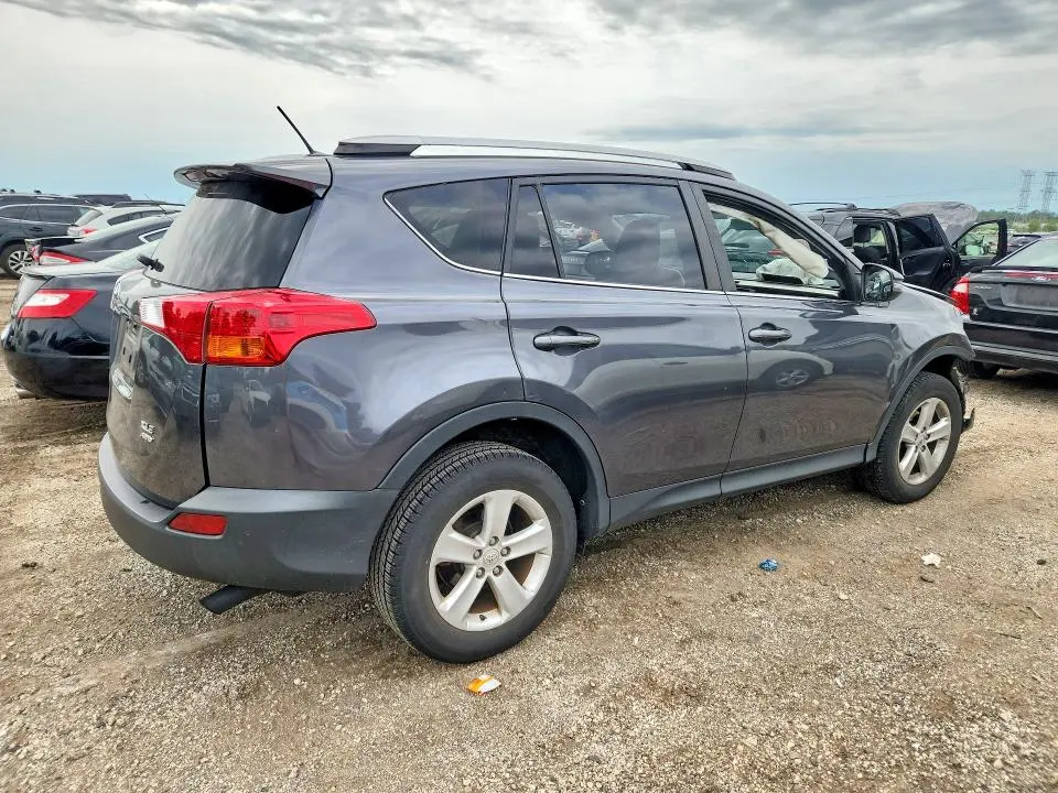 2014 TOYOTA RAV4 XLE  