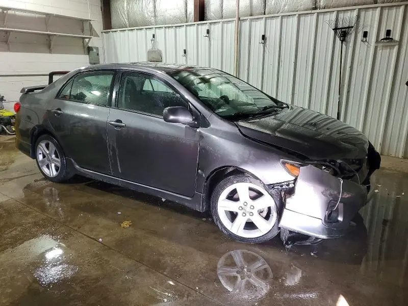 2013 TOYOTA COROLLA BASE  