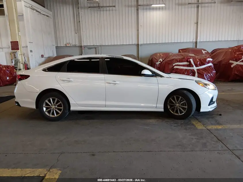 2018 HYUNDAI SONATA SE