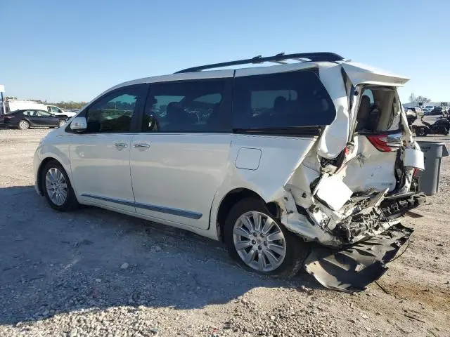 2016 TOYOTA SIENNA XLE  