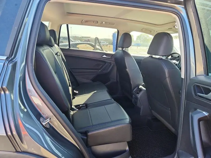 2020 VOLKSWAGEN TIGUAN SE  