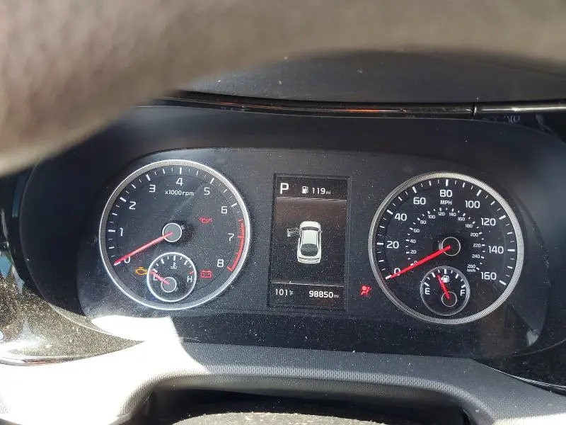2021 KIA K5 LX  