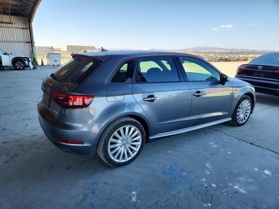 2016 AUDI A3 E-TRON PREMIUM  