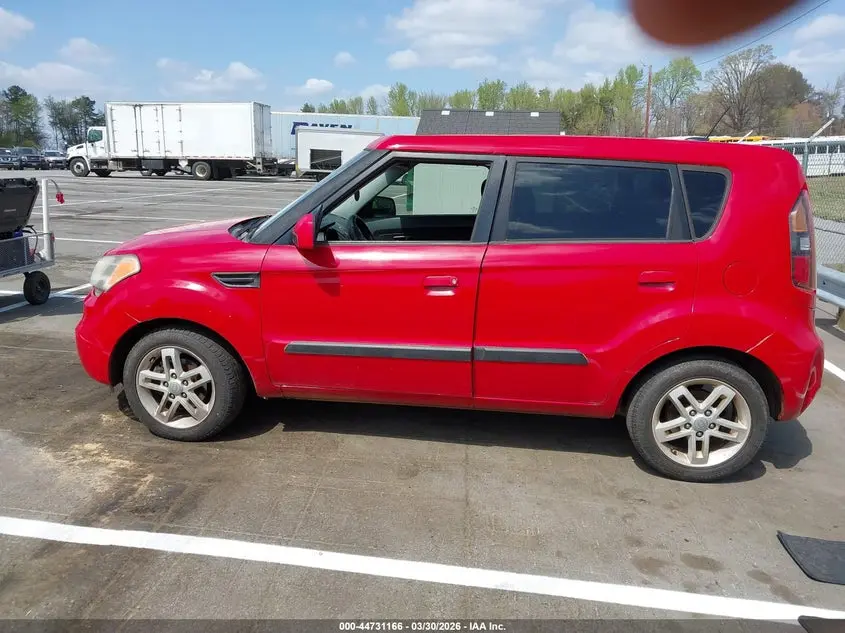 2010 KIA SOUL +