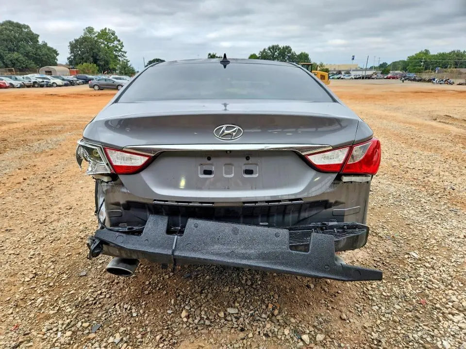 2013 HYUNDAI SONATA SE  