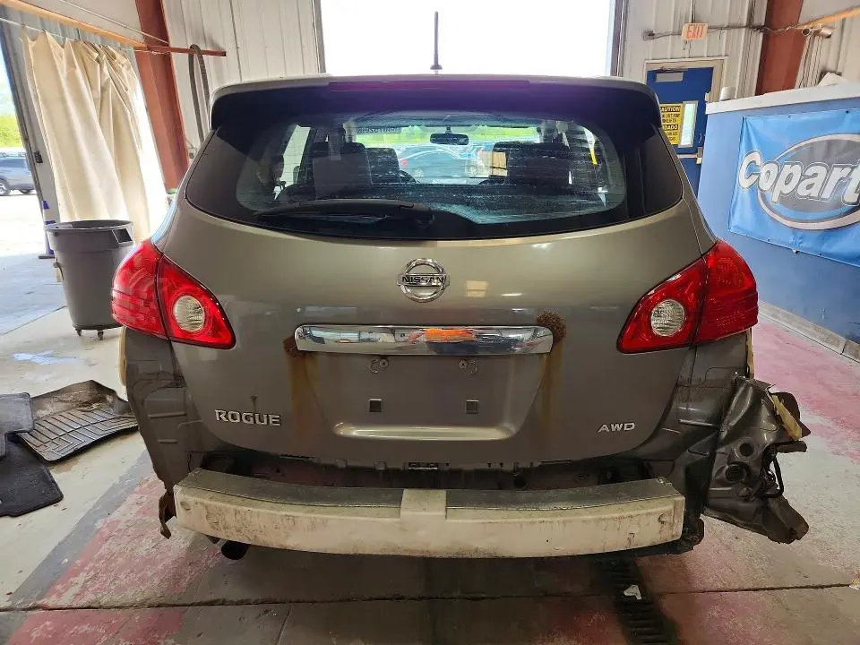 2011 NISSAN ROGUE S  