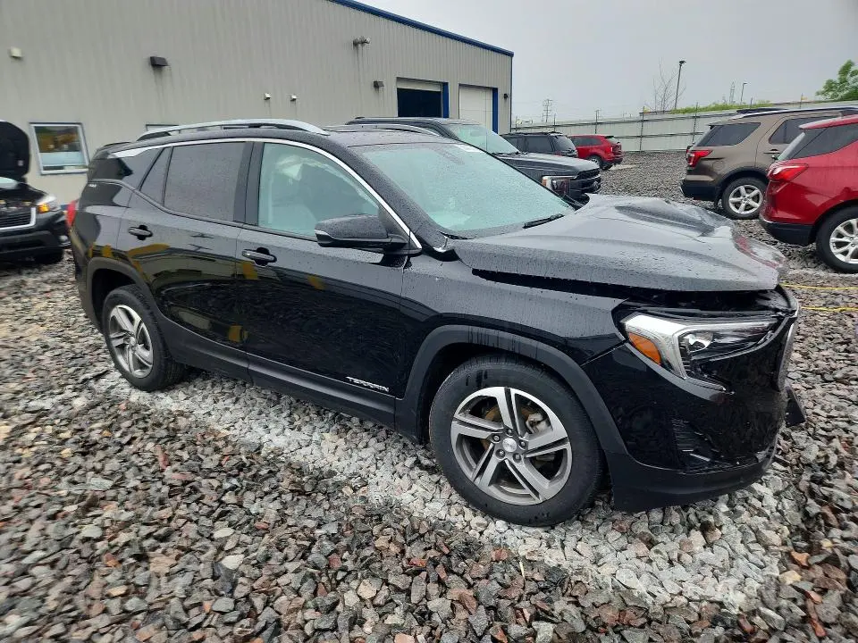 2021 GMC TERRAIN SLT  