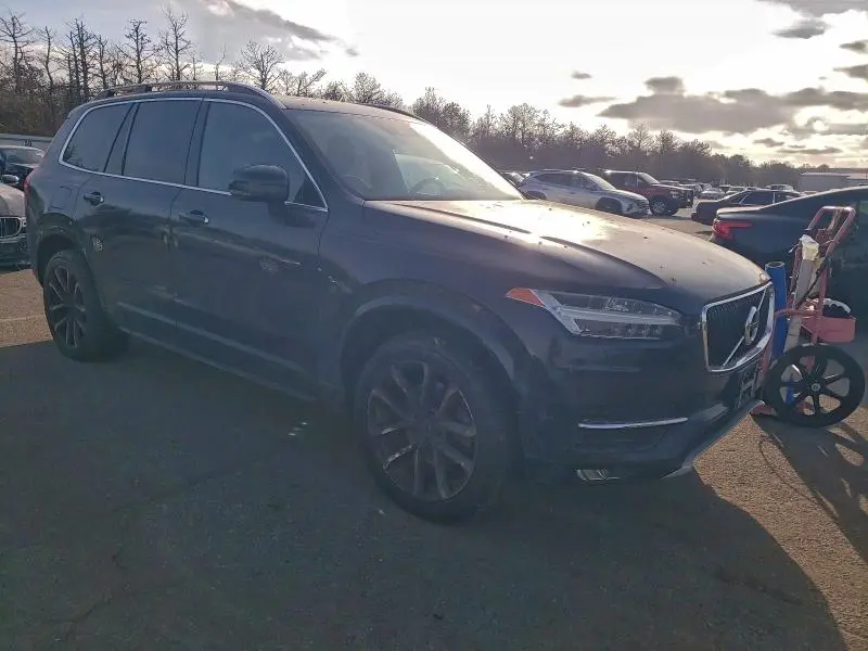 2016 VOLVO XC90 T6  