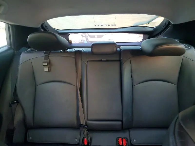 2017 TOYOTA PRIUS THREE TOURING  