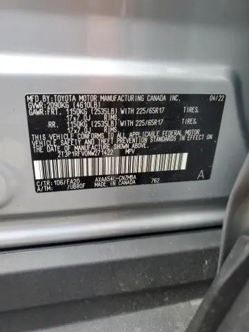 2022 TOYOTA RAV4 XLE  