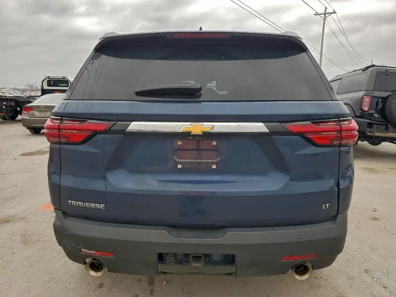 2023 CHEVROLET TRAVERSE LT  