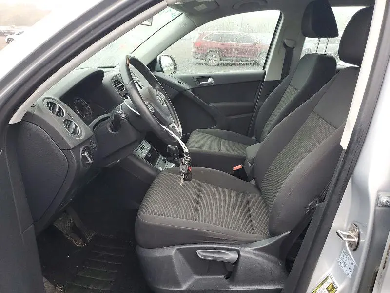 2017 VOLKSWAGEN TIGUAN S  